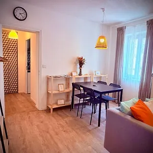  Appartement 50m2 Intramuros-parking Privé Gratuit-netflix-arrivée Autonome!! 50m2-free Parking-netflix-self Check In
